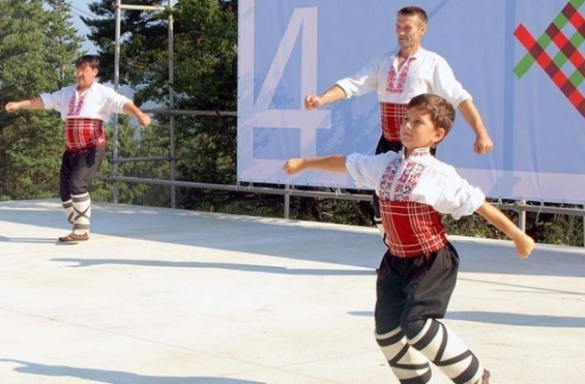 В Генерал Тошево организират фолклорен събор „Цветница”