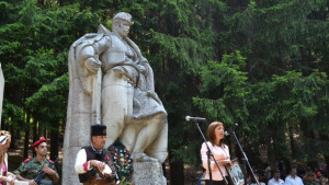 И в Казанлък започват консултации за състава на СИК