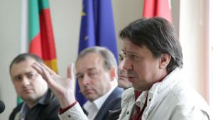 Намаляване цената на тока невъзможно задържането й трудно