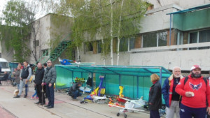 Баба Яга Спайдърмен квадрокоптер и самолети летяха над стадион Осогово