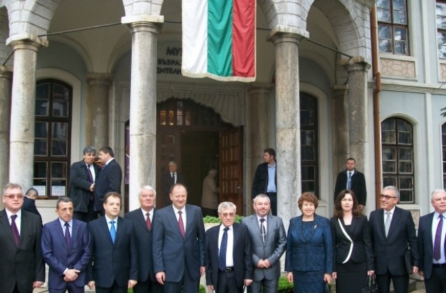 Михаил Миков: Свободата е основна линия в Търновската конституция