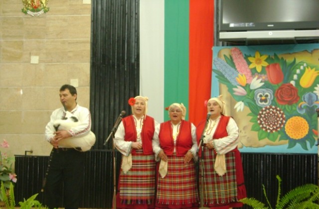 Фолклорният празник в Генерал Тошево събра над 30 състава
