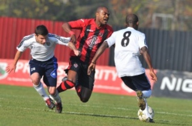 Локо Сф би 2:0 в Любимец, дръпна със 7 точки на Черноморец