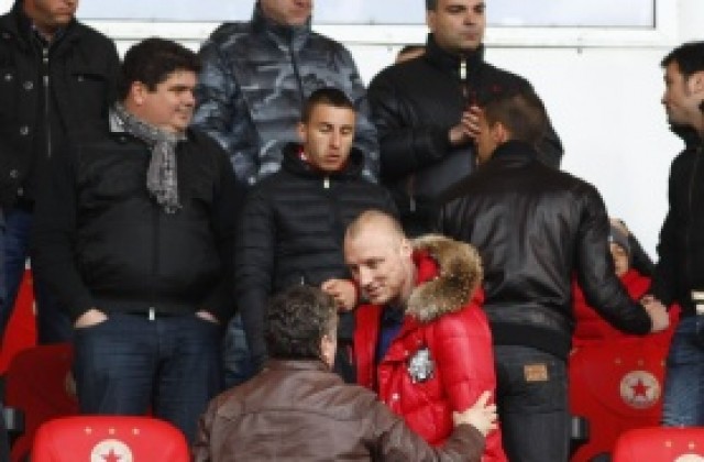 ВИДЕО: Иван Иванов с топка в крака