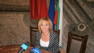 Мая Манолова По 1 250 евро на всеки земеделец с