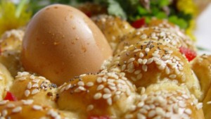 За Великден ще похапваме и бутиков козунак