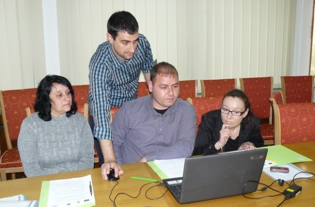 Eксперти от плевенскиte общини започват обучение за работа с ГИС