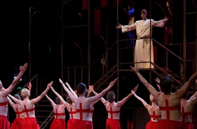 Исус Христос възкръсва във Варна