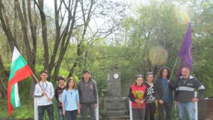 Великотърновски ученици изминаха 120 километра в памет на Кан Крум