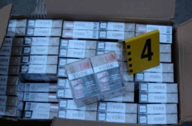 Спипаха 48- годишна жена с 980 къса цигари без бандерол