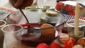 На Велики четвъртък боядисваме великденските яйца