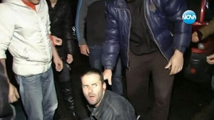 Измамени набиха посредник за работа