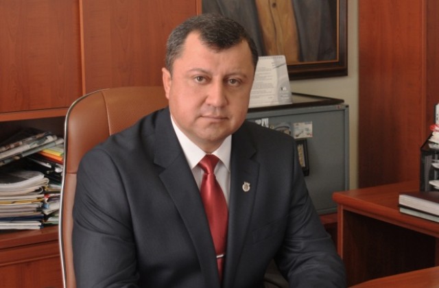 Инж. Манолов: Възкресение ни озарява със светлината на всеопрощаващото добро