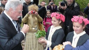 Три нови паметни плочи поставиха в Алеята на космонавтите в