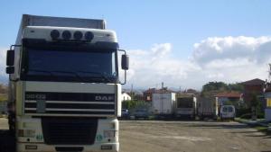 Спират временно камионите по Великден