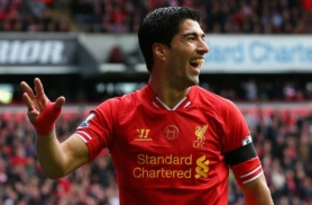 Луис Суарес въдворява спокойствие в Ливърпул