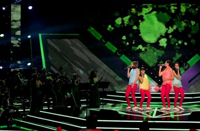 UPSTREAM VOICES - JUNIOR продължават напред в Големите надежди