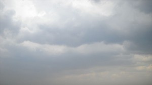 Облаци и дъжд на 18 април