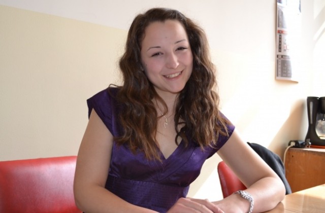 Ученичка от Езикова гимназия ще участва на световна олимпиада по философия