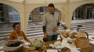 Хляб със седем ядки кафе с лимец и камъчета с