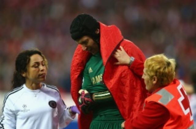 Чех е с извадено рамо, пропуска мача с Ливърпул