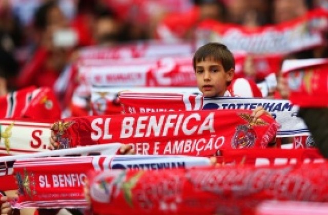 ВИДЕО: Бенфика умува за сръбски халф преди мача с Юве