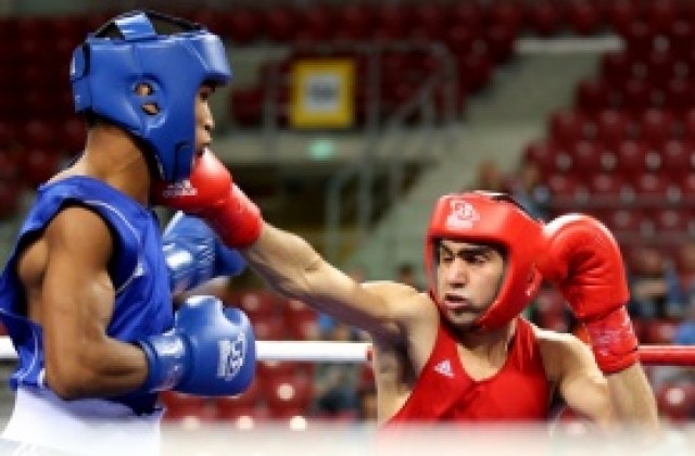 Душко Благовестов остана с бронз от световното по бокс