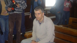 Съдът остави в ареста бащата обвинен за убийството на дъщеря