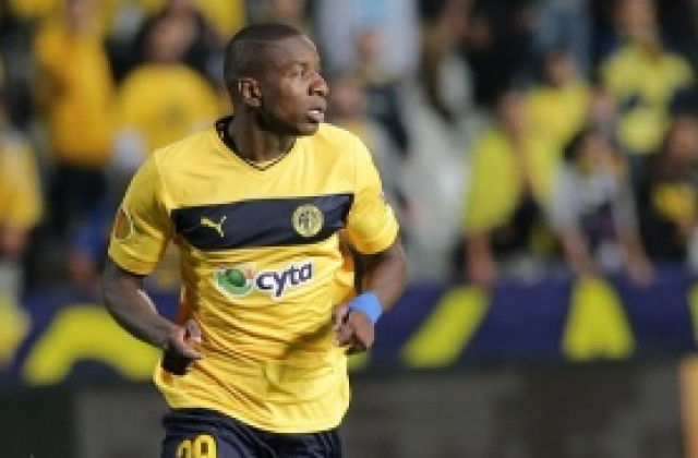 Основен защитник изненадващо напусна тима на Ивайло Петев