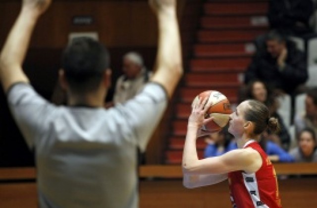 Хасково взе аванс в спора за бронзовите медали