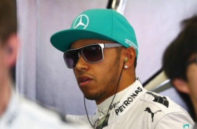 Люис Хамилтън: Засега печеля психологическия дуел с Розберг