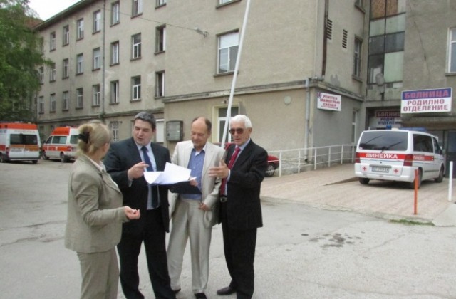 Медицински сестри и здравни мениджъри ще се обучават в Г. Оряховица от новата учебна година