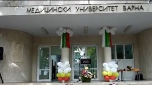 Близо 1000 кандидатстуденти ще се явят на предварителни изпити в