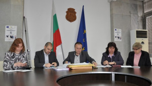 Отвориха офертите по две обществени поръчки