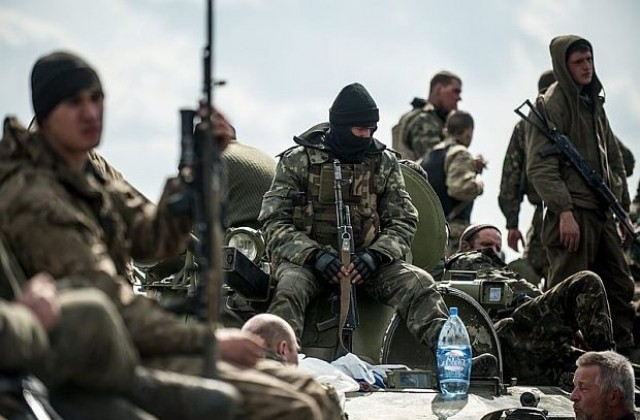 Снайперисти свалиха хеликоптер на украинската армия в Краматорск