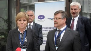 Спортният министър Преговаряме с инвеститори за новия национален стадион