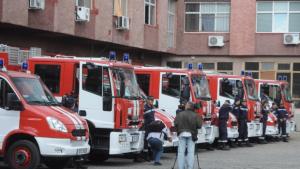 Пожарникари чистят Бунарджика