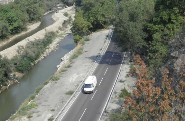 Тунелът край Кресна ще струва 3 млрд. евро