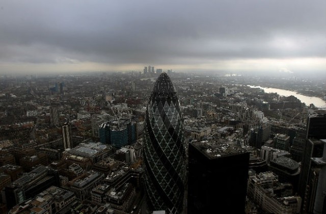 Продават Gherkin в Лондон заради дългове