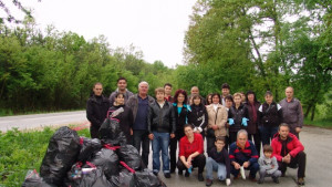 Над 3000 души чистиха в областта събраха над 2000 чувала