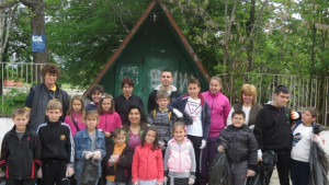 Децата от Бараково се включиха в кампанията Да изчистим България