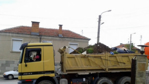 Жителите на Кършияка масово се включиха в голямото почистване