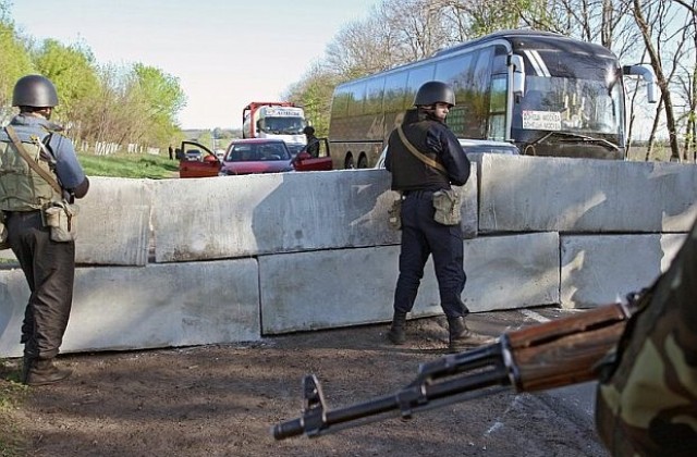 Сред отвлечените в Славянск наблюдатели от ОССЕ няма български граждани