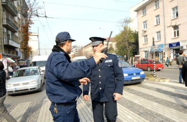 Софиянци искат павета, а не асфалт около Руски паметник