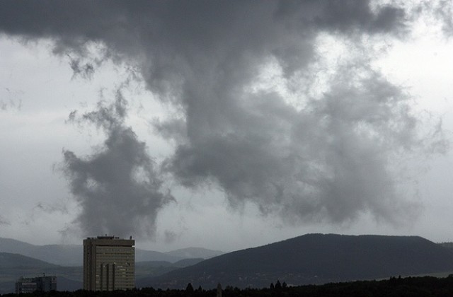 Седмицата започва с облаци и дъжд