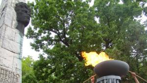 С Поетични междучасие и Хазарт продължават Пеньовите дни