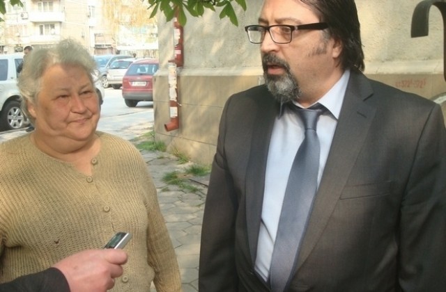 Майката на стрелеца от Лясковец няма да лежи в психиатрия, прекратиха делото срещу нея