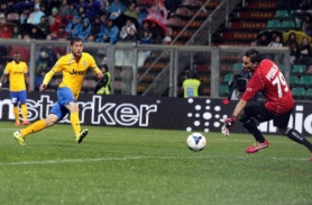 Юве удави Сасуоло под дъжда, на победа е от титлата