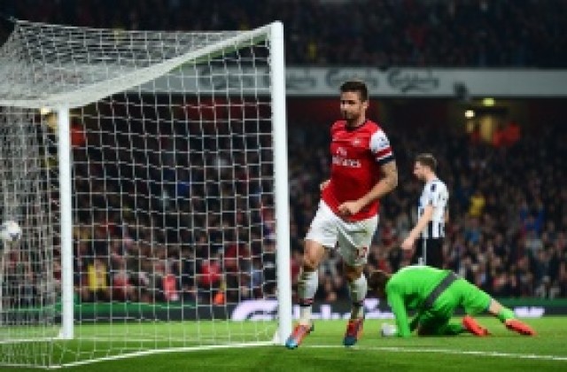 Арсенал се израдва на Нюкасъл по пътя към ШЛ