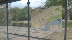 Автобусните спирки на Варна с нови туристически карти